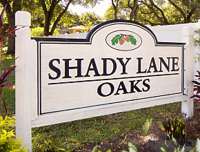 Shady Lane Oaks Logo