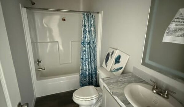 Diamond Series / Princess R56E LOT MODEL SPECIAL / **NOW Only $144,523** Interior 89446