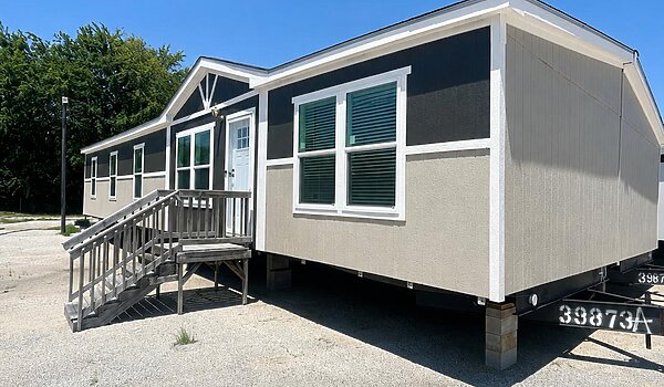 RICH LIKE MAHOGANY / $140,650** Exterior 90856