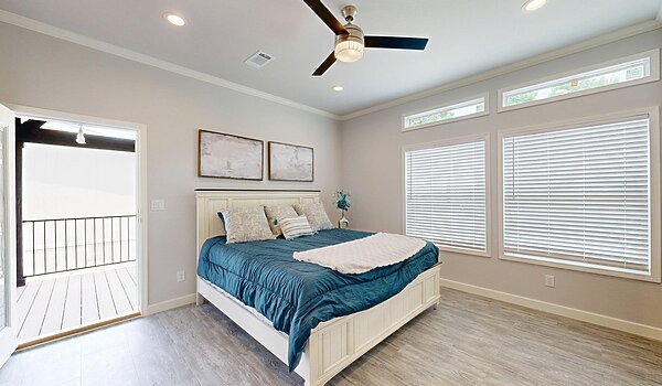 Everest Series / Valley  S60V Interior 86992