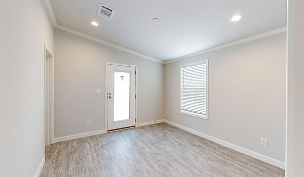 Everest Series / Valley  S60V Interior 86993