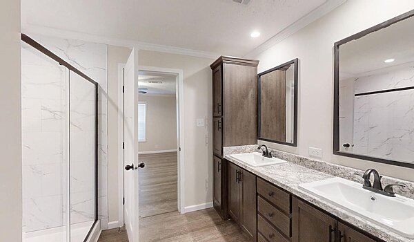 Ascend / The Valencia 2850H32 Lot #4 Interior 79858