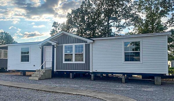 Ascend / The Valencia 2850H32 Lot #4 Exterior 79862