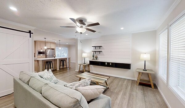 Ascend / The Valencia 2850H32 Lot #4 Interior 79852