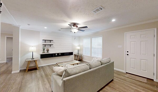 Ascend / The Valencia 2850H32 Lot #4 Interior 79853