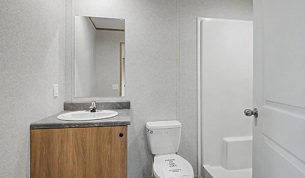 Prime Series / The Ozark 1660H22P16 Lot #10 Bathroom 90024