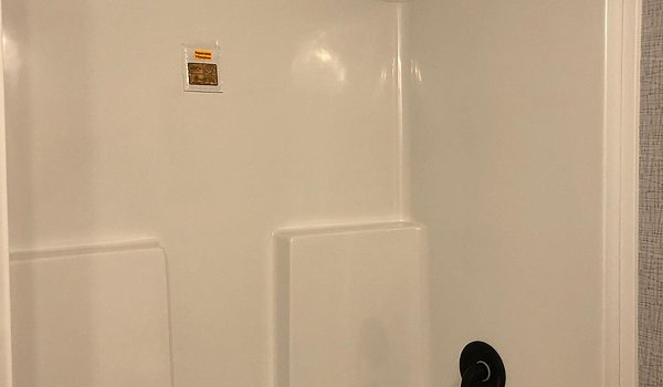 Keystone / The Magnum 76 KH30764M Bathroom 23169