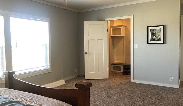 Keystone / The Magnum 76 KH30764M Bedroom 23164