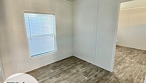 Pinnacle / 16763U Bedroom 74806