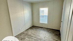 Pinnacle / 16763U Bedroom 74808