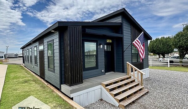 READY FOR IMMEDIATE DELIVERY / The Victory 14663B Exterior 87200