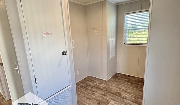 The Steal - UNBEATABLE VALUE / 28563P Interior 87242