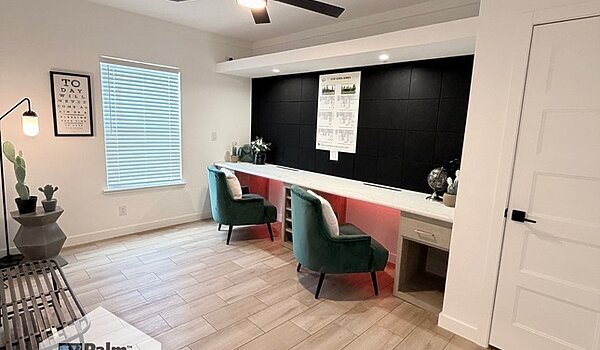 STUNNING DETAIL / Luxe Haven II  32643A Interior 87256