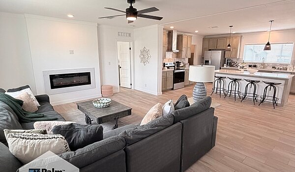 STUNNING DETAIL / Luxe Haven II  32643A Interior 87246