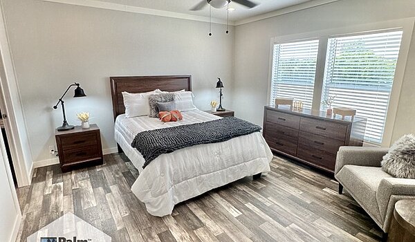 An Absolute MUST-SEE / The Answer 28724A Interior 87287