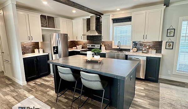 An Absolute MUST-SEE / The Answer 28724A Interior 87281