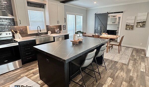 An Absolute MUST-SEE / The Answer 28724A Interior 87282