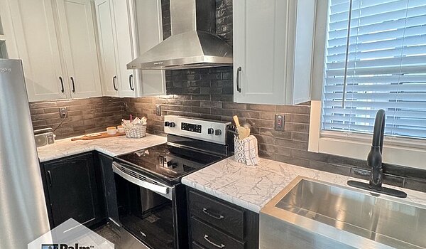 An Absolute MUST-SEE / The Answer 28724A Interior 87284