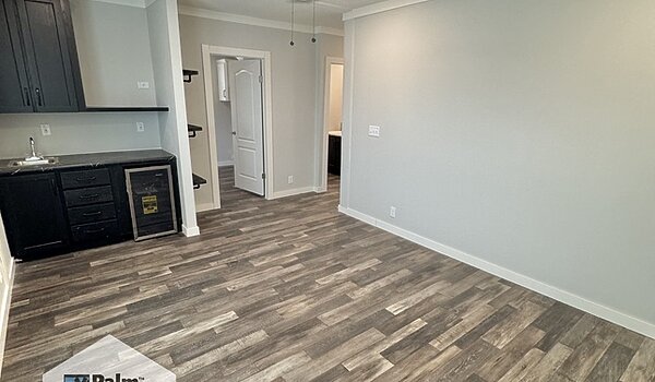 An Absolute MUST-SEE / The Answer 28724A Interior 87286