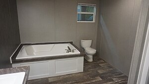 Clayton / Clayton 28x64 (203227) Bathroom 86741