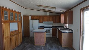 Highland / Highland 28x68 (203113) Kitchen 84328