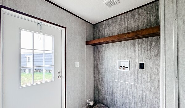 V-5763Y-E / Live Oak Elite No Category 85946