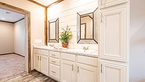 Admiral / The Tyra Bathroom 57348