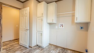 Admiral / The Tyra Kitchen 57350