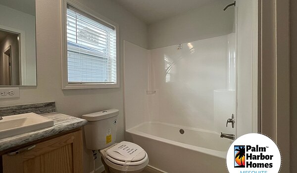 Landmark Series / Willowood 9L32764B (2LM1023-V) Interior 89782