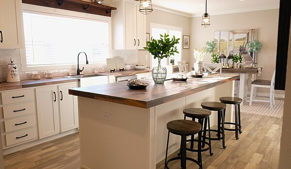 Texas BIG Pecan Valley! / Largest Kitchen Island EVER!! The Pecan Valley 68 KH30683P Interior 77443