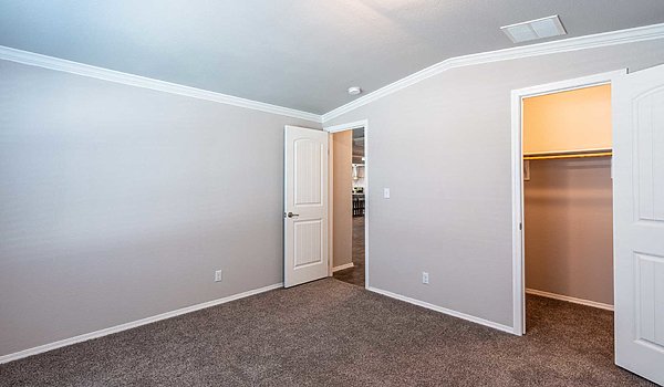 Vista Ridge / The La Belle 320VR41764D Bedroom 23857