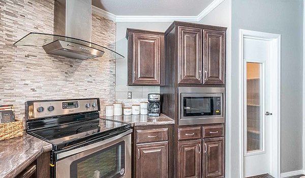 Vista Ridge / The La Belle 320VR41764D Kitchen 23837