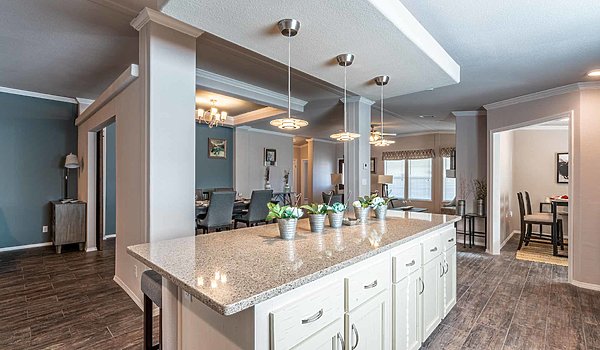 Vista Ridge / The La Belle 320VR41764D Kitchen 23839