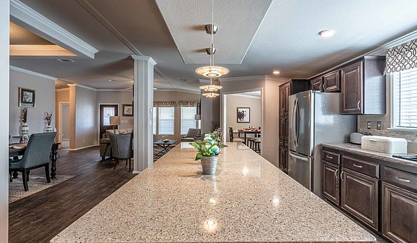 Vista Ridge / The La Belle 320VR41764D Kitchen 23840