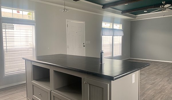 Fiesta / The Santa Fe 320FF18763H Kitchen 24739