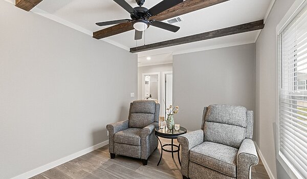 Horizon ~ OF ~ $aving$ / The Horizon 56 KH30563Z Interior 82566