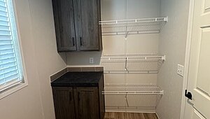 Landmark Series / 16763N Interior 82526