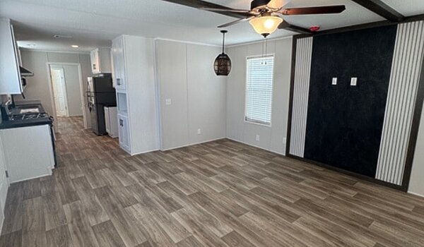 Landmark Series / 16763N Interior 82518