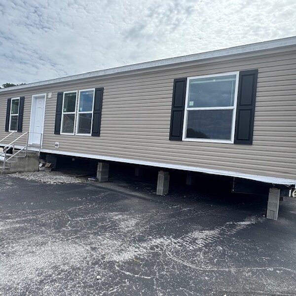 Prime Series / The Crown 2856H42P01 Exterior 83789