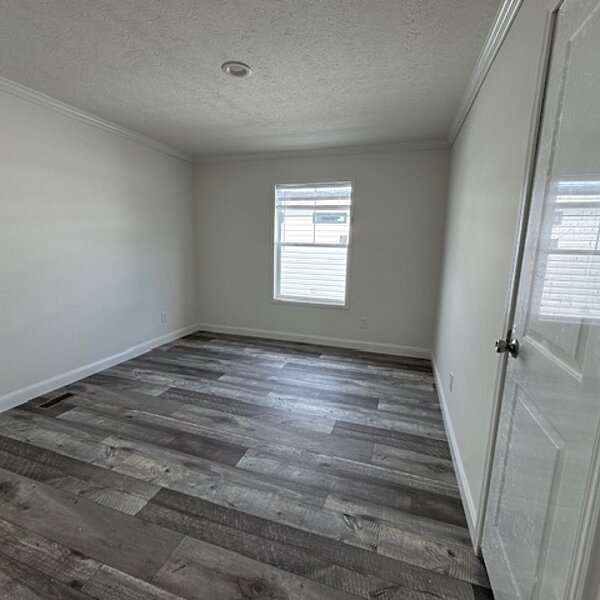 Palm Harbor Limited / 28563T Interior 83812