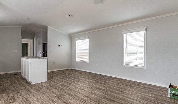 Emerald / EM16723A Interior 81763