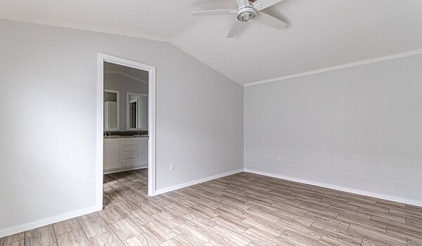 Emerald Singlewide / EM16763B Bedroom 81775