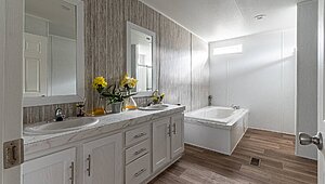 Pinnacle / 32523P Bathroom 81797