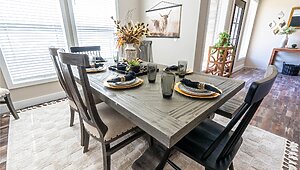 Signature Series / The Clarkson DVHBSS-8202 Interior 84161