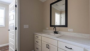 Signature Series / Novus DVHBSS-6204 Interior 84199