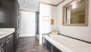 Creekside Series / The Delilah CSFL-3301 Interior 84184