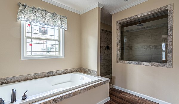 Woodland Series / Paul201 Bathroom 60616