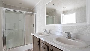 National Series / The Manchester 327642C Bathroom 83916