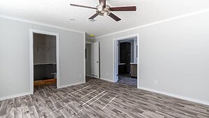 National Series / The Manchester 327642C Bedroom 83907