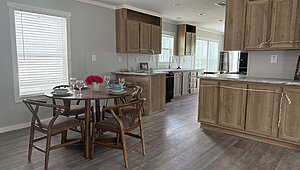 Oak Creek Homes / 2306P Kitchen 81533